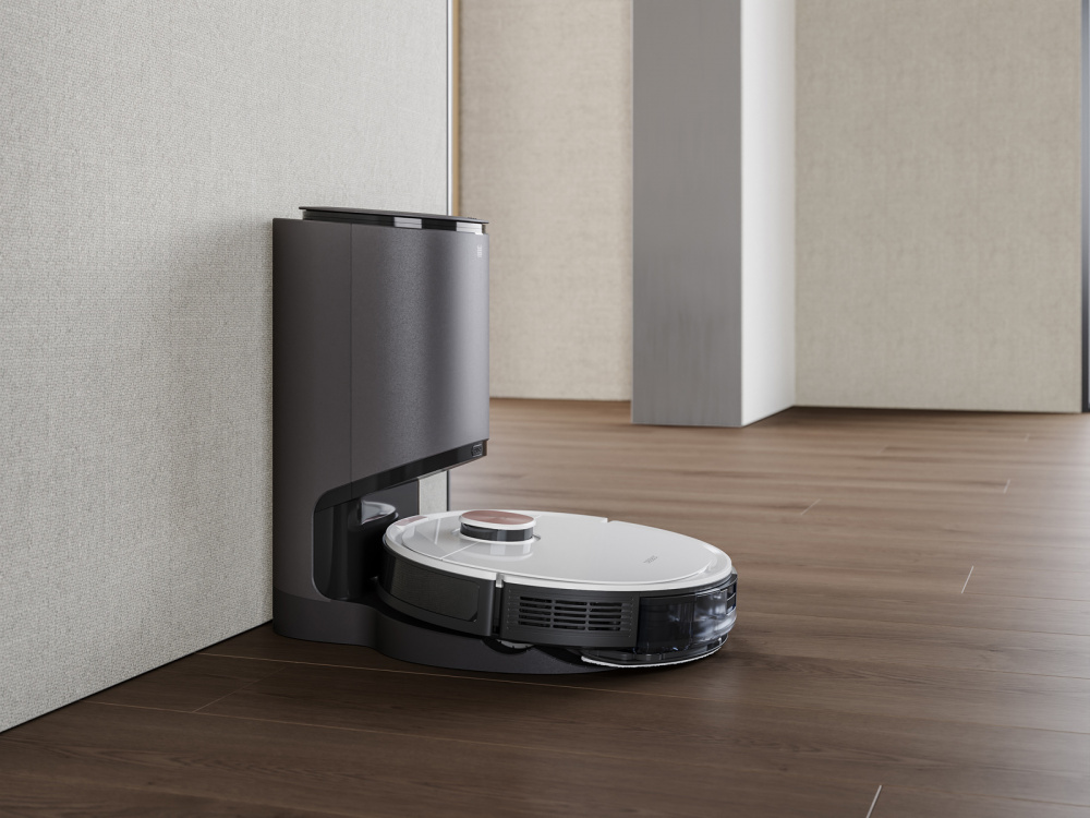 Ecovacs Deebot OZMO T8+ RobotWorld.de