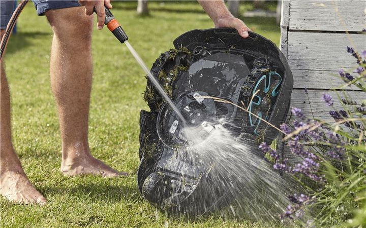 Leichte Reinigung per Gartenschlauch